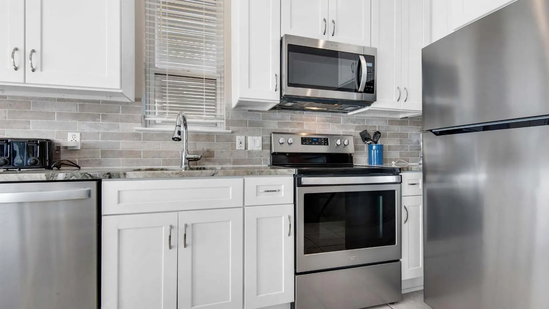 בית נופש Destiny Beach Villas #11A- Beach Oasis